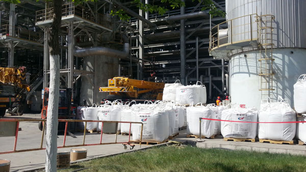 Filling of clay particles
